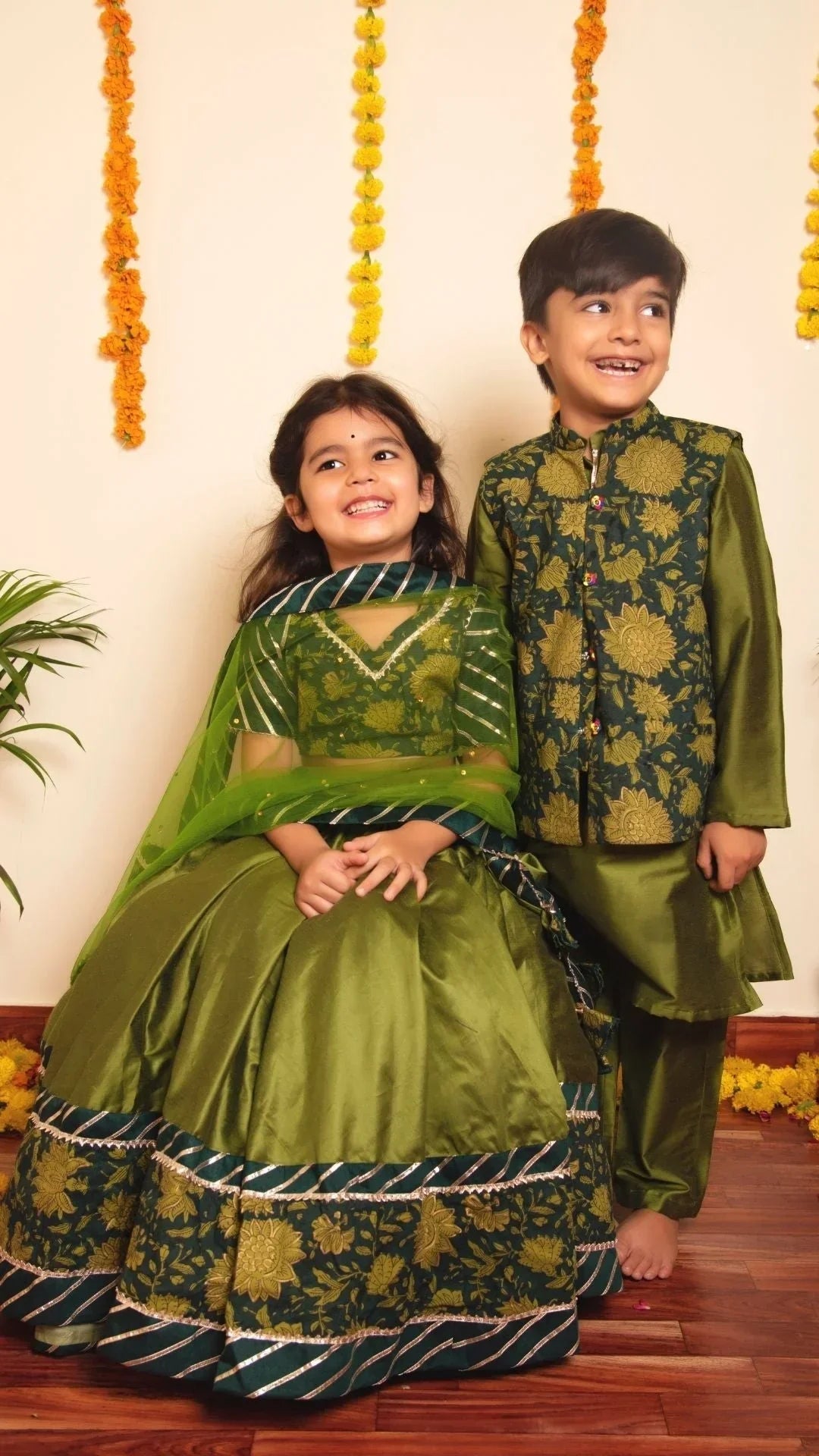 BACHAPAN IDIKA  GREEN LEHENGA SET - Pomcha Jaipur