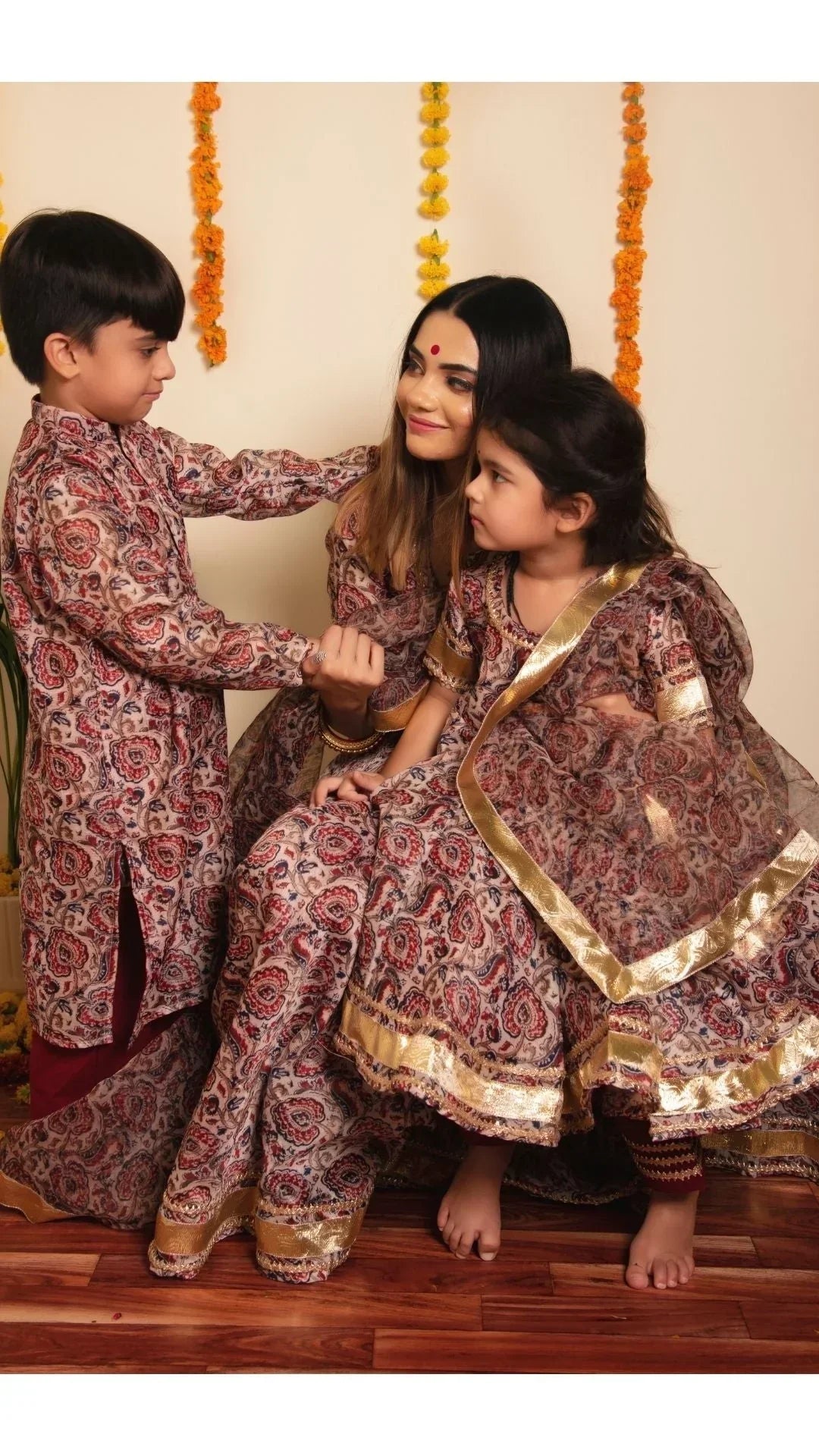 BACHPAN GULBAGH KURTA PANT SET - Pomcha Jaipur