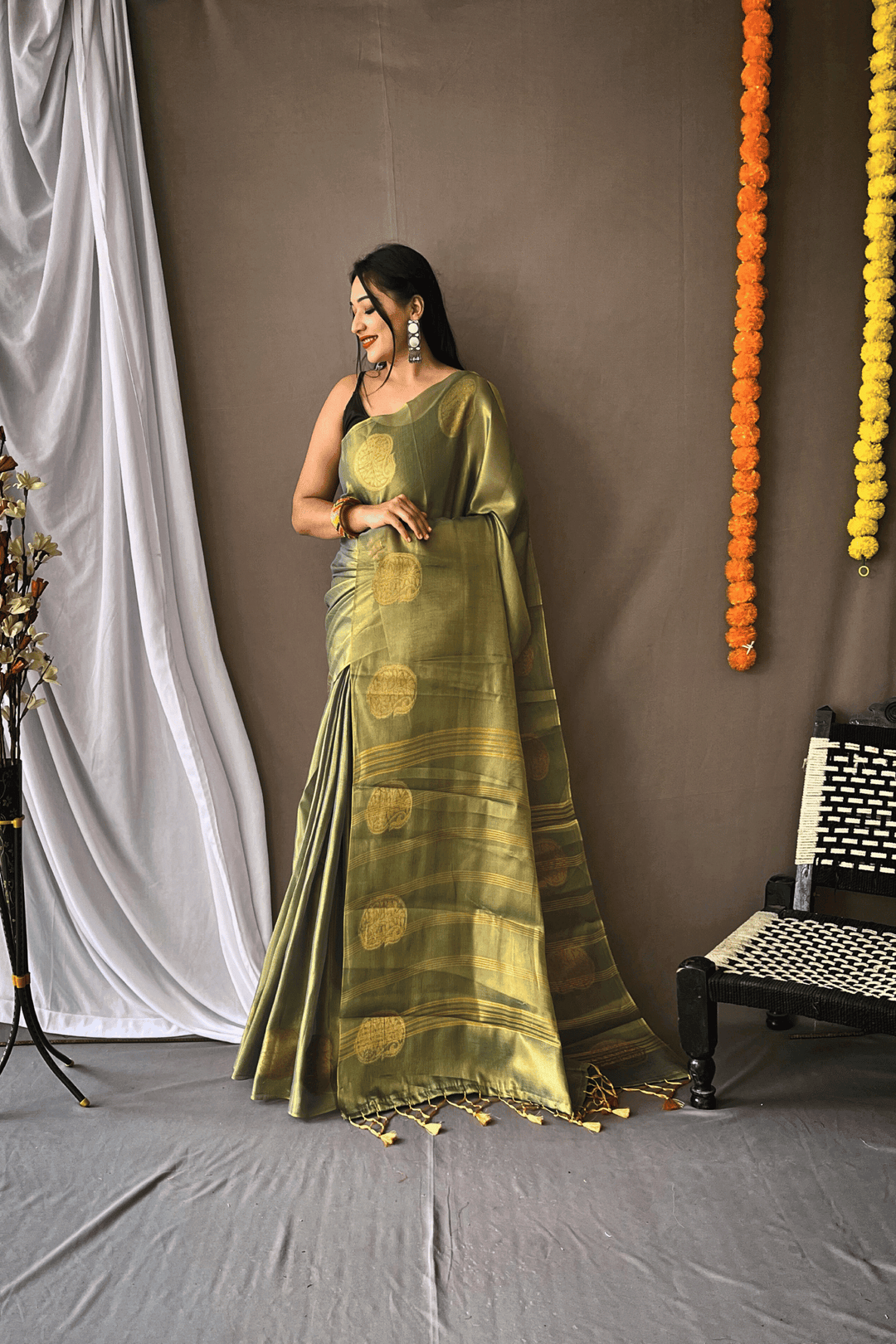 One Minute Tissue Silk Saree - Glamwiz India